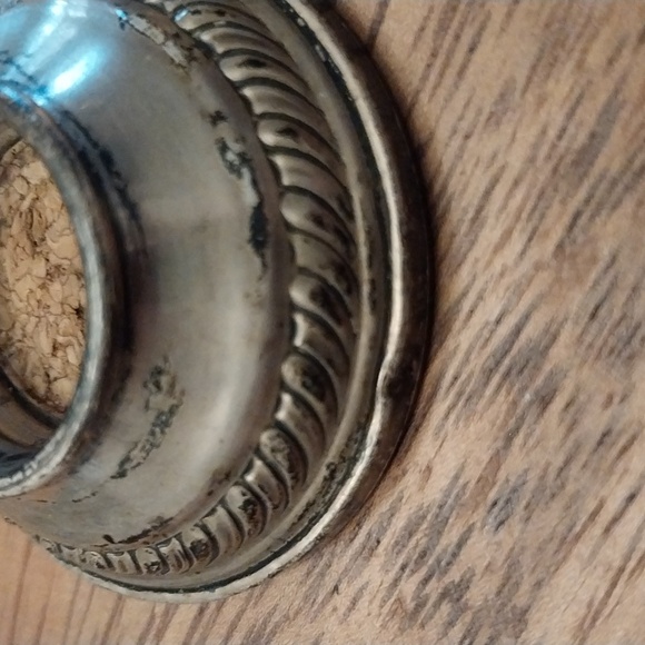 Pair Quaker Sterling Silver Etched Glass Salt & Pepper Shakers - Picture 11 of 13